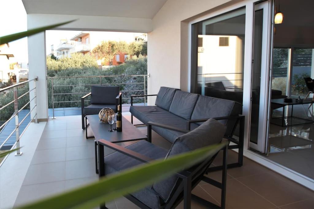 Luxury Villa Lana Apt, Seaview Terrace, Large Outdoor Space, Bbq Trogir Exterior foto