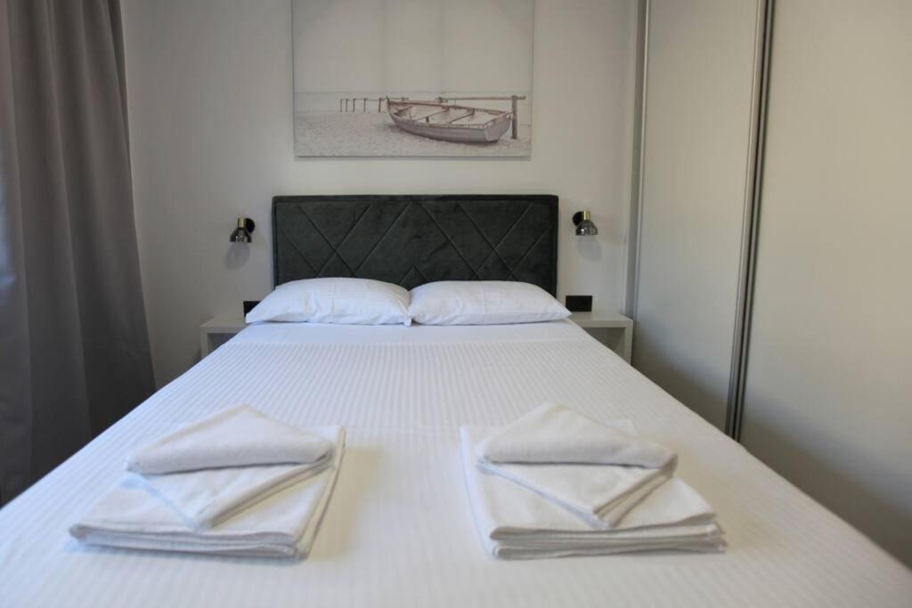 Luxury Villa Lana Apt, Seaview Terrace, Large Outdoor Space, Bbq Trogir Exterior foto